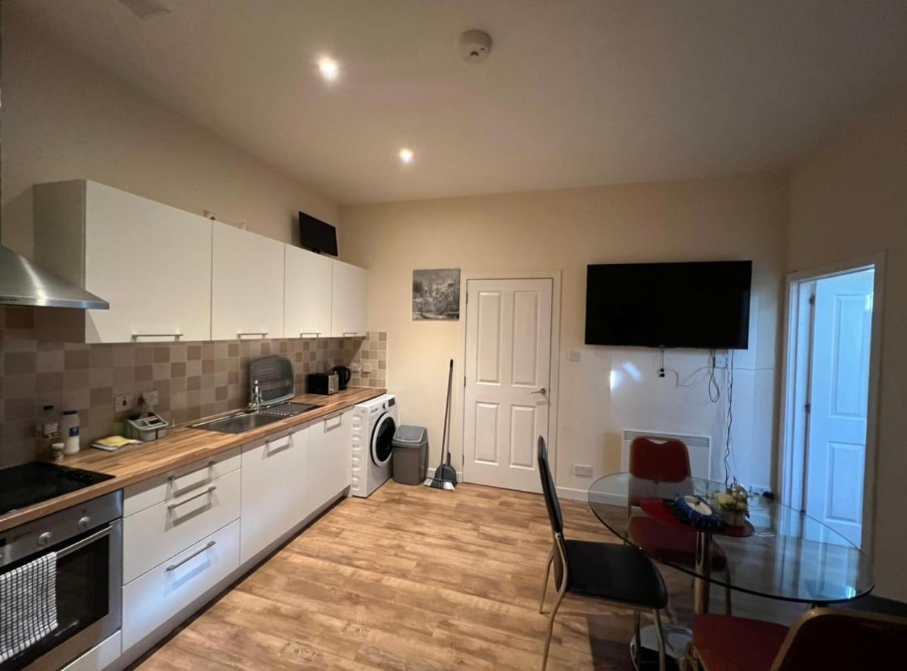 Aberdeen Stay Central 2-Bedrooms Apt-No Party Zewnętrze zdjęcie