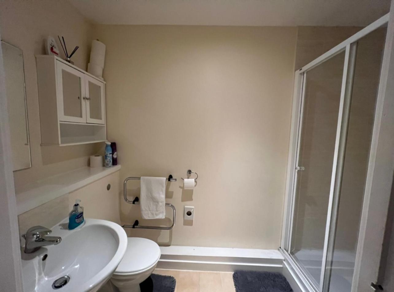 Aberdeen Stay Central 2-Bedrooms Apt-No Party Zewnętrze zdjęcie