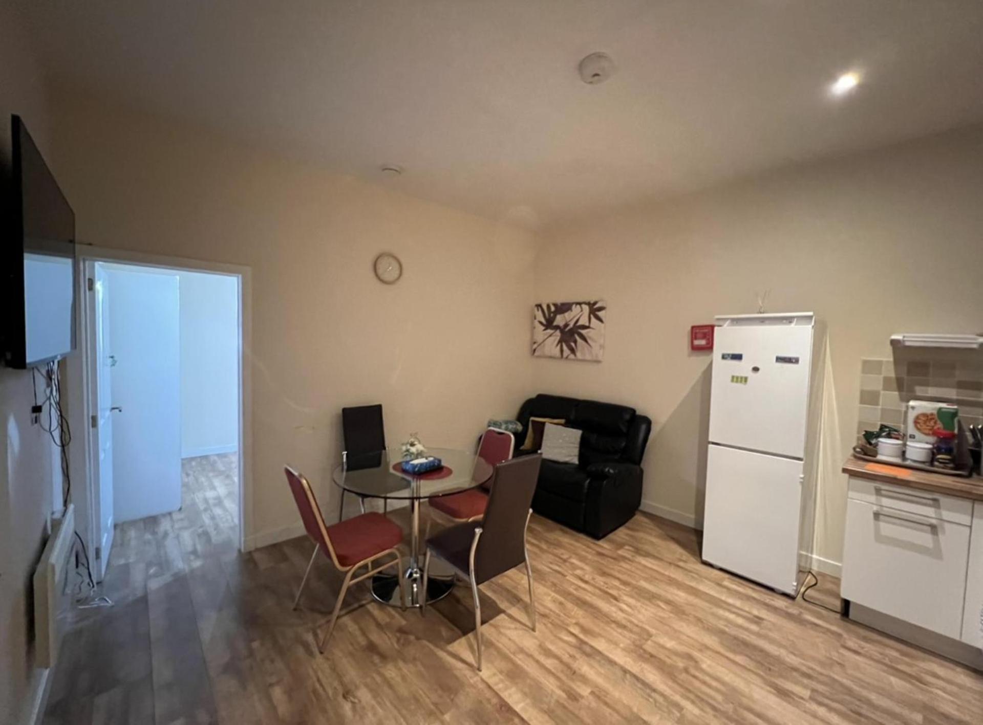 Aberdeen Stay Central 2-Bedrooms Apt-No Party Zewnętrze zdjęcie
